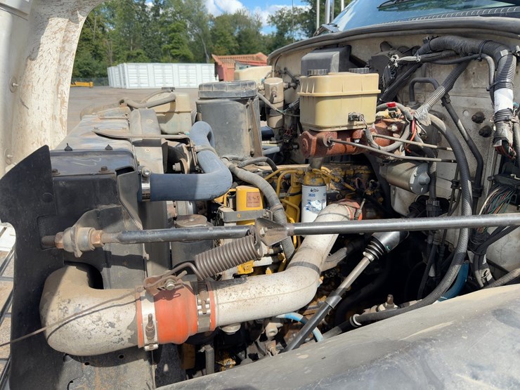 2000-caterpillar-3126-image-8