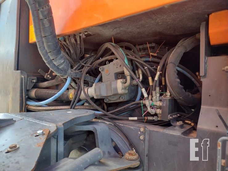 2020-doosan-da30-image-30
