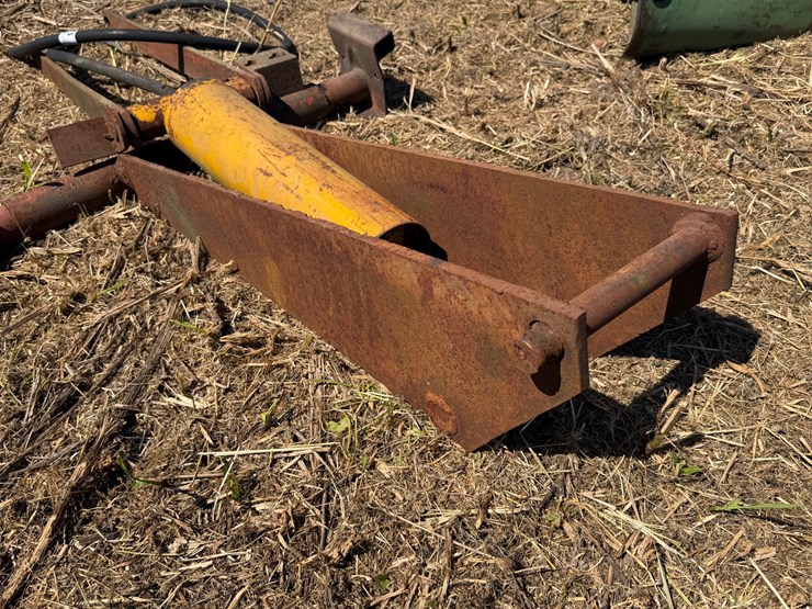#2501-•-single-ram-hydraulic-ram-hoist-image-3