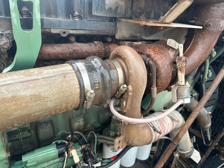 #5620-•-volvo-penta-twin-disc-pto-generator-image-28