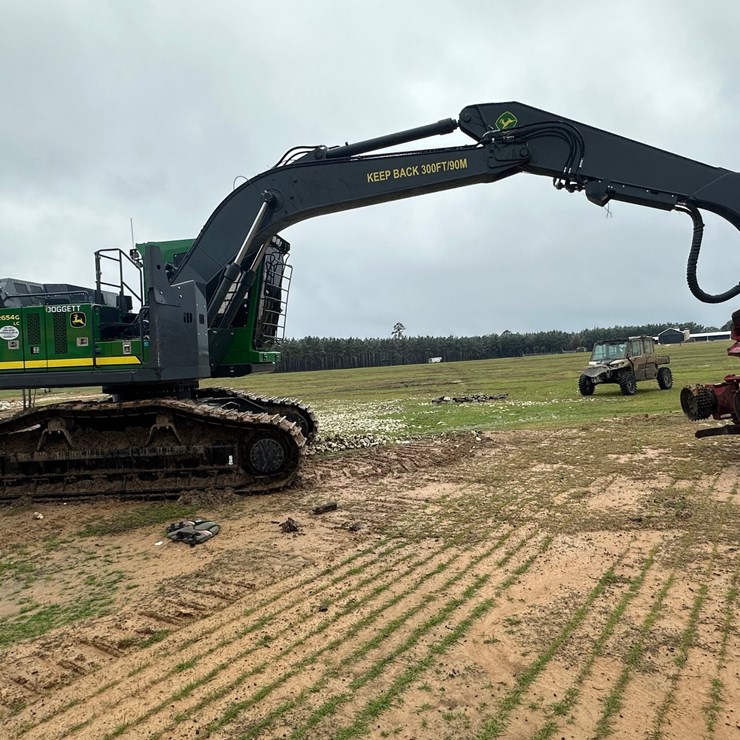 2025 DEERE 2654G
