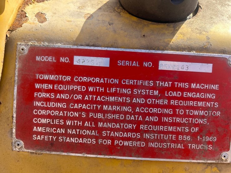 caterpillar-422s-image-42