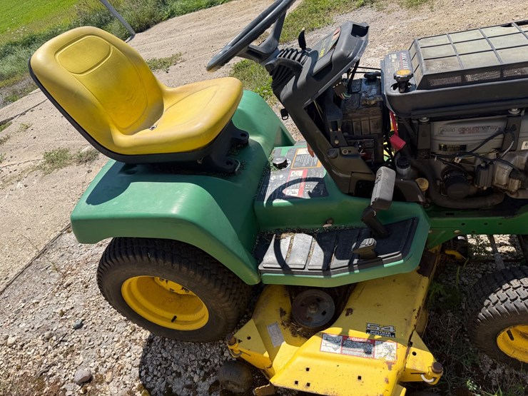 john-deere-345-image-6