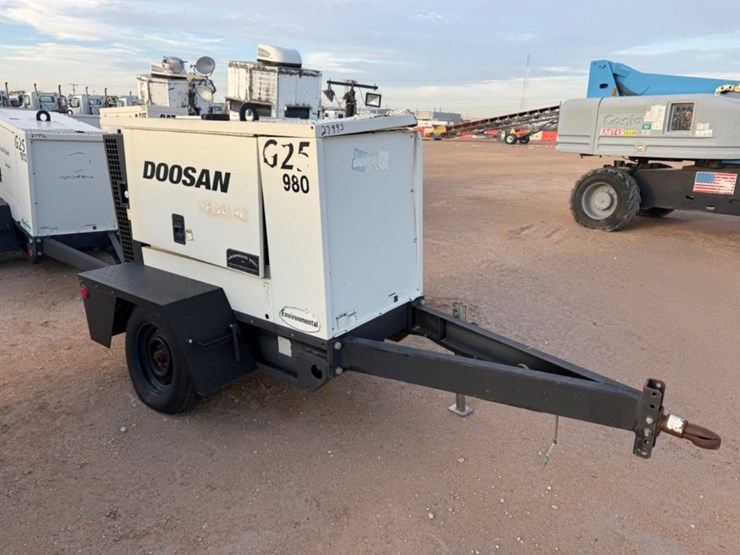 2011-doosan-g25-image-1
