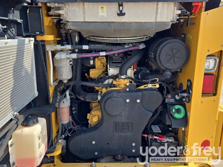 2018-caterpillar-299d2-image-36