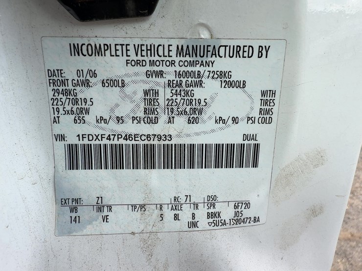 2006-ford-f450-xl-image-25