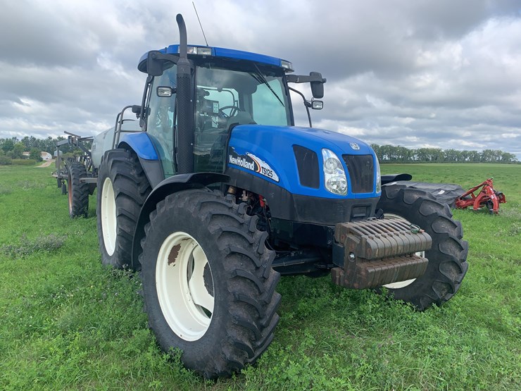 new-holland-ts125a-image-3