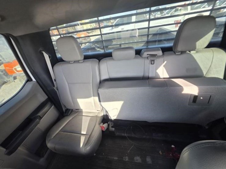 2016-ford-f150-image-4