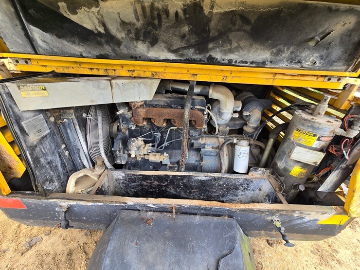 #2058-•-atlas-copco-xas96-towbale-air-compressor-image-11