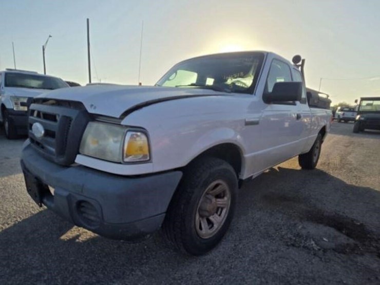 2010-ford-ranger-image-1