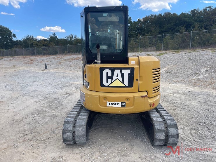 2018-cat-305.5e-2-cr-mini-excavator-image-8