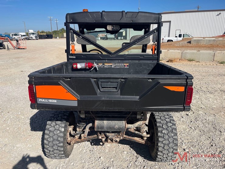 2023-polaris-pro-xd-commercial-utv-image-4