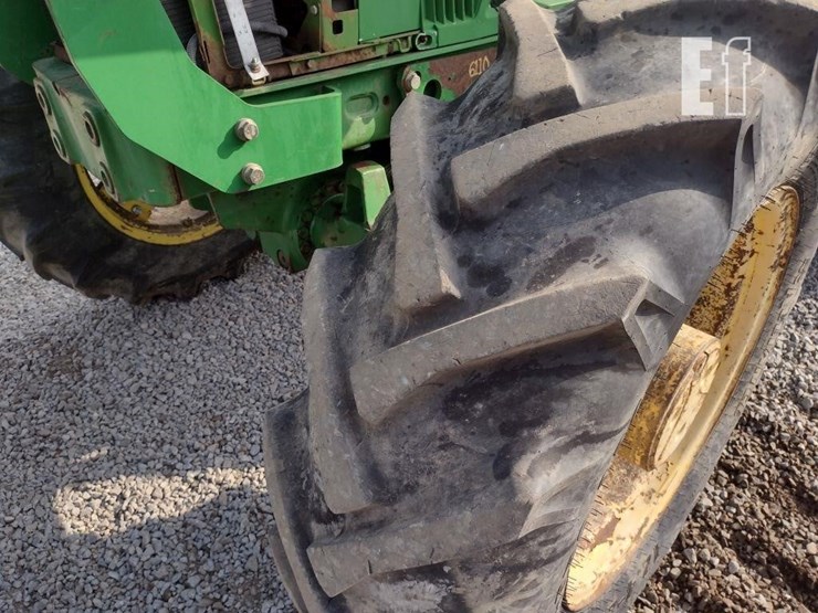 john-deere-6210-image-17