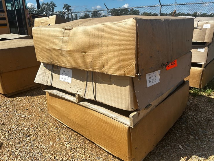 #42733-•-(3)-boxes-of-a/c-parts-image-2