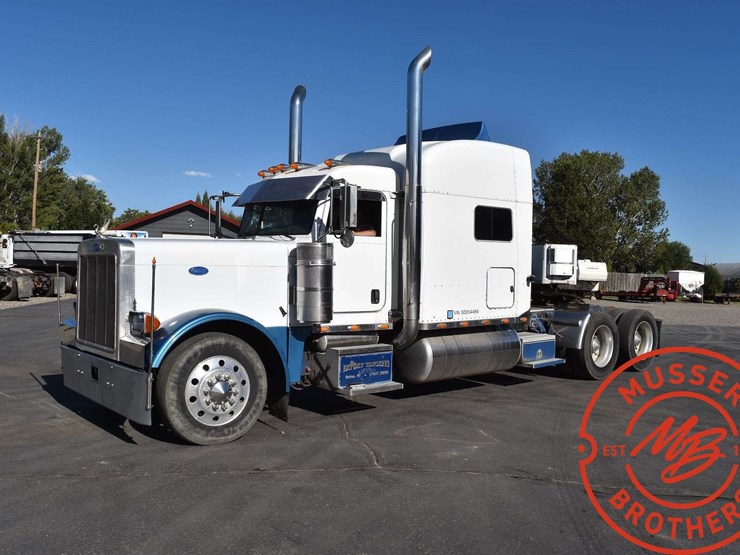 2005-peterbilt-379-image-2