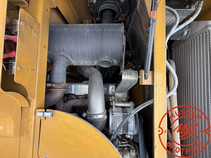2008-caterpillar-930h-image-23