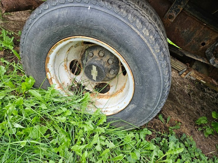 chevrolet-3500-image-30