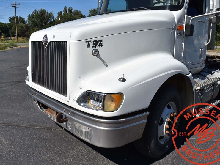 2003-international-9200i-image-11