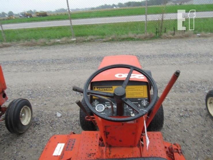 case-ih-220-image-6
