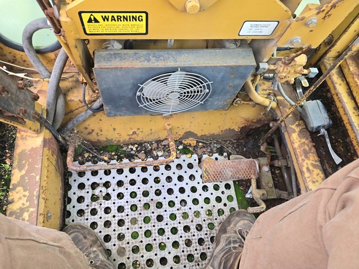 #2053-•-fiat-65-b-motor-grader-image-38
