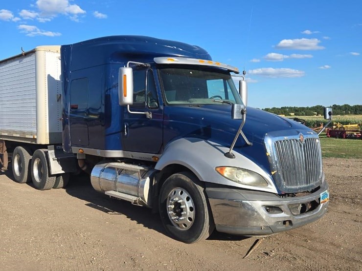 2009-international-prostar-image-2