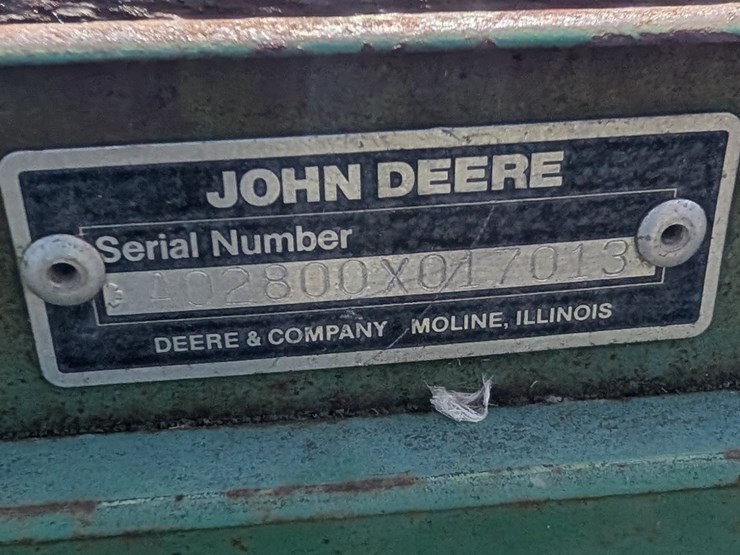 john-deere-2810-image-7