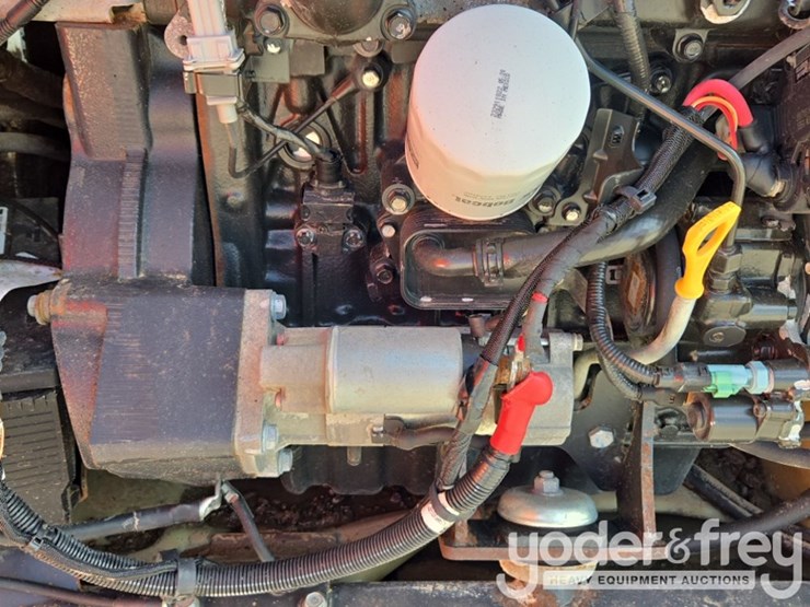 2017-bobcat-t590-image-34