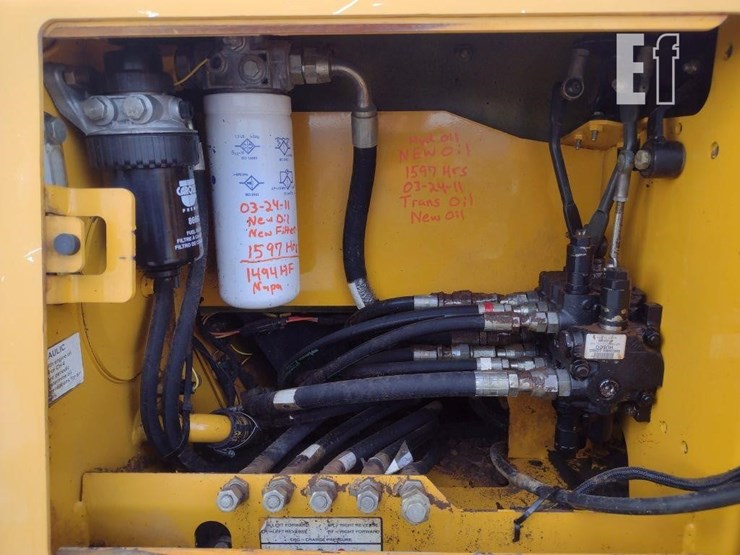 2003-deere-450h-lgp-image-32