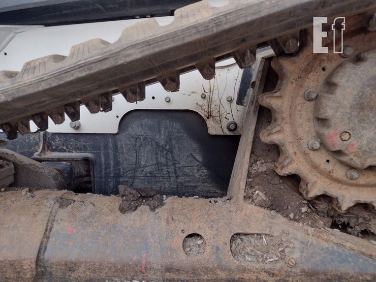 bobcat-t870-image-19