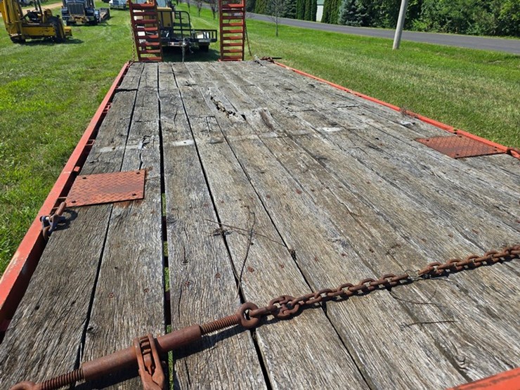 #2029-•-1991-redi-haul-r26212pf-equipment-trailer-image-12