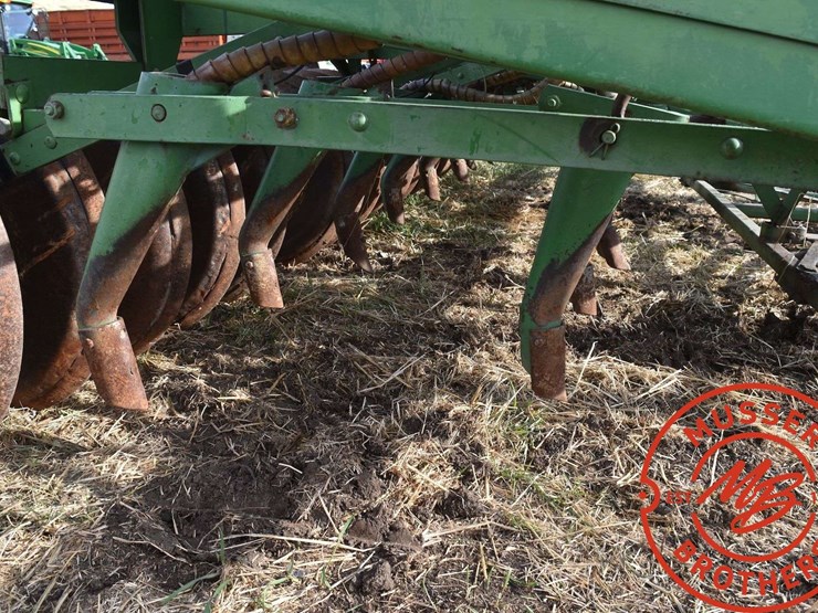 john-deere-2-image-10