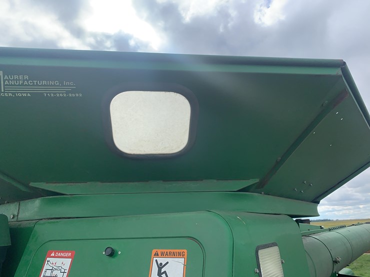 2000-john-deere-9550-image-14