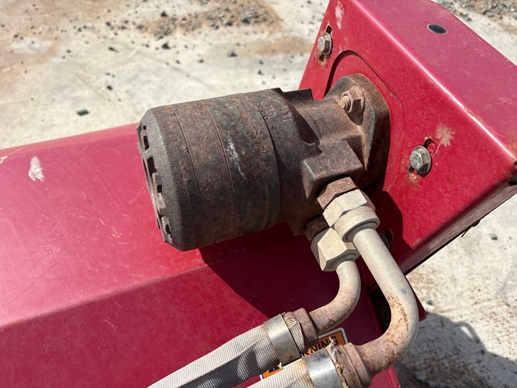 #5579-•-ventrac-kj520-sweeper-attachment-image-7