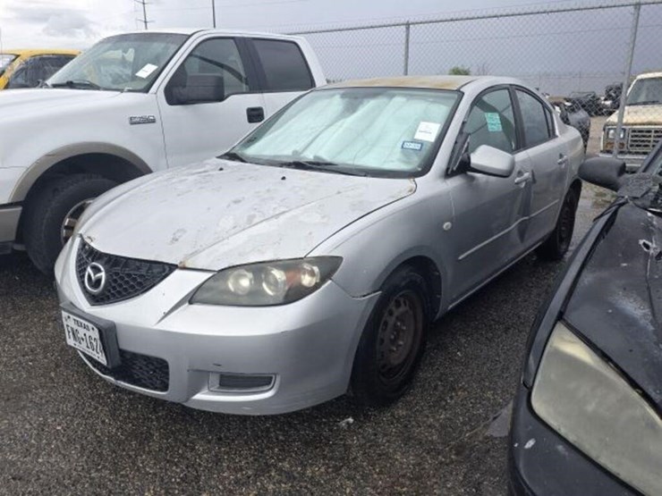 08-mazd-4d-jm1bk12f781801945-image-1