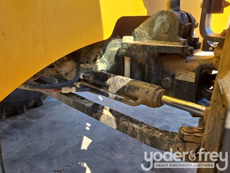 2017-jcb-507-42-image-31