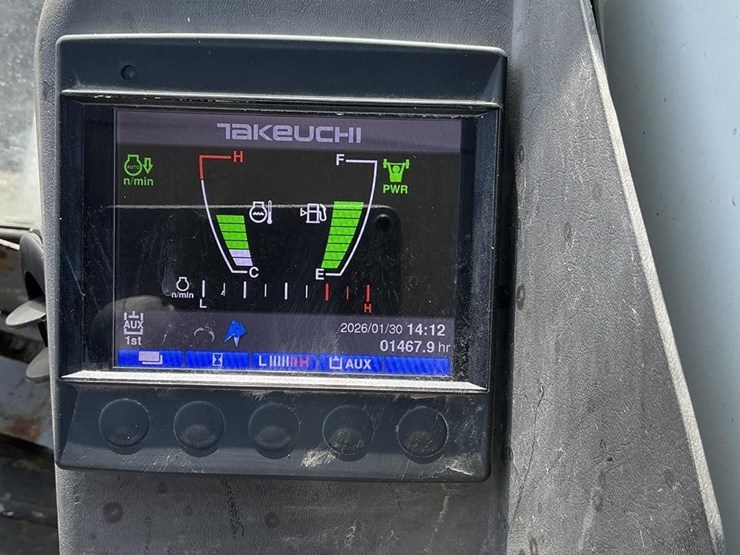 2018-takeuchi-tb260-image-15