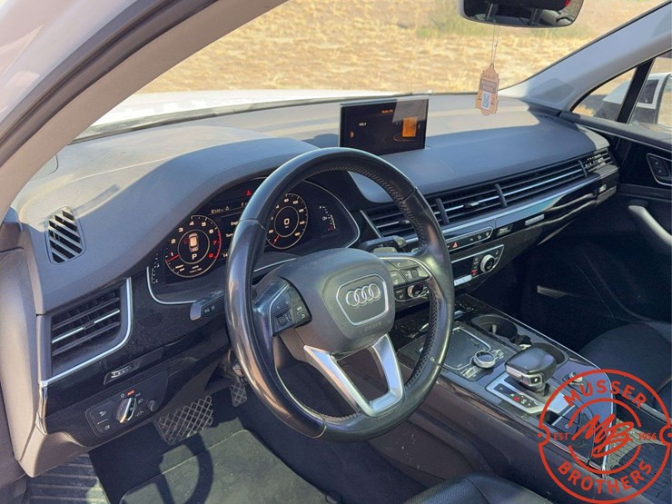 2017-audi-q7-image-23