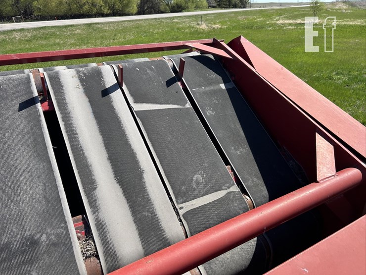 case-ih-8480-image-21