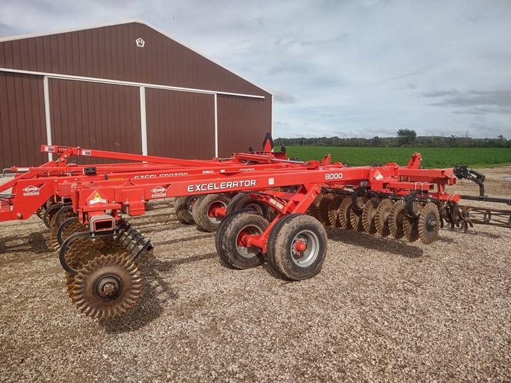 #2448-•-2015-kuhn-excelerator-8000-vertical-till-image-3