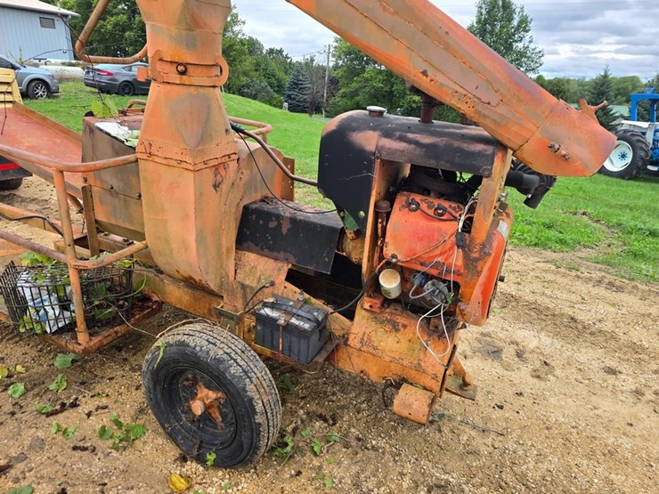 #2059-•-finn-bws-27-towable-straw-blower-image-21