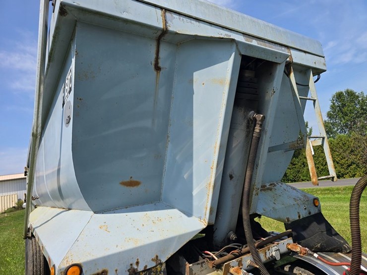 #2012-•-1998-hilbilt-dump-trailer-image-8