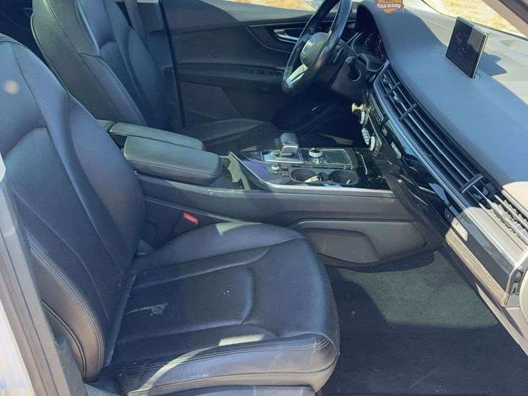 2017-audi-q7-image-42