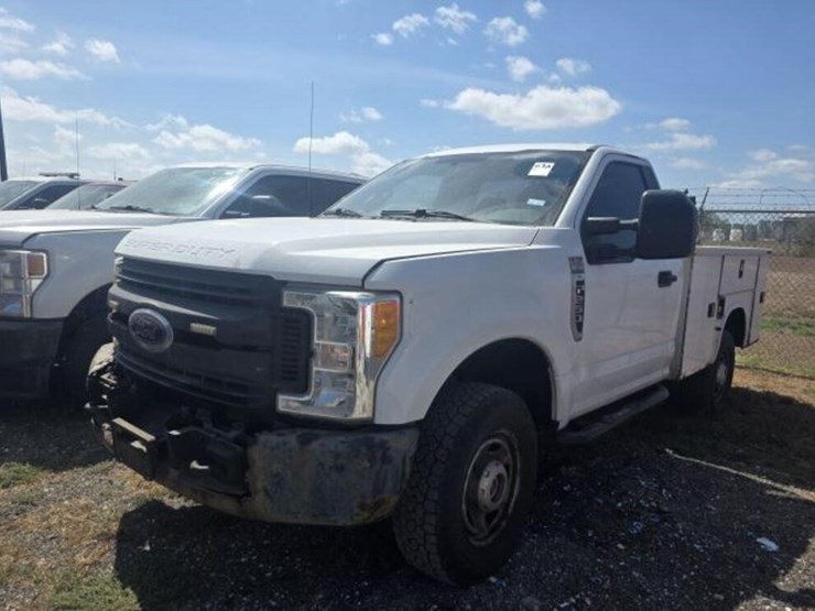 ford-f250-image-1