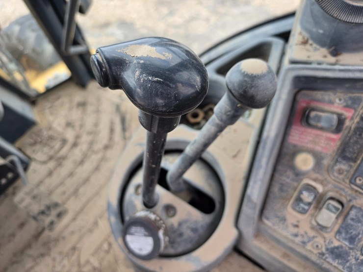 deere-310sg-image-35