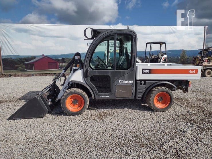2006-bobcat-toolcat-5600-image-1