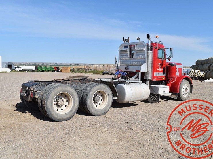 1984-peterbilt-359-image-8