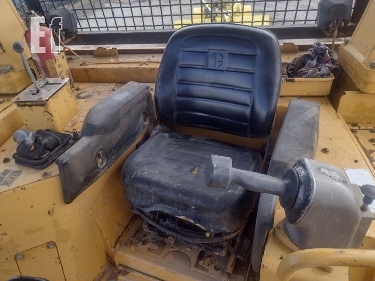 caterpillar-d6r-image-11