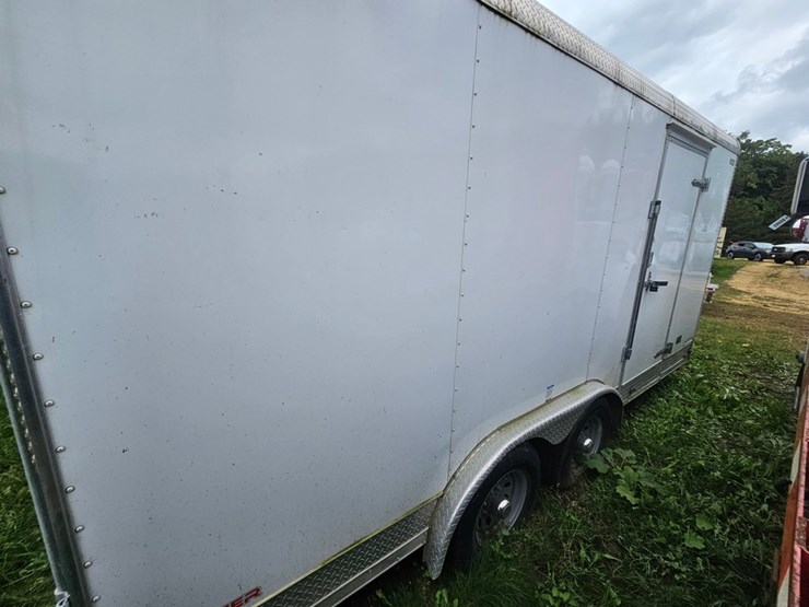 #2083-•-2020-blazer-bl816-ta3-enclosed-trailer-image-6