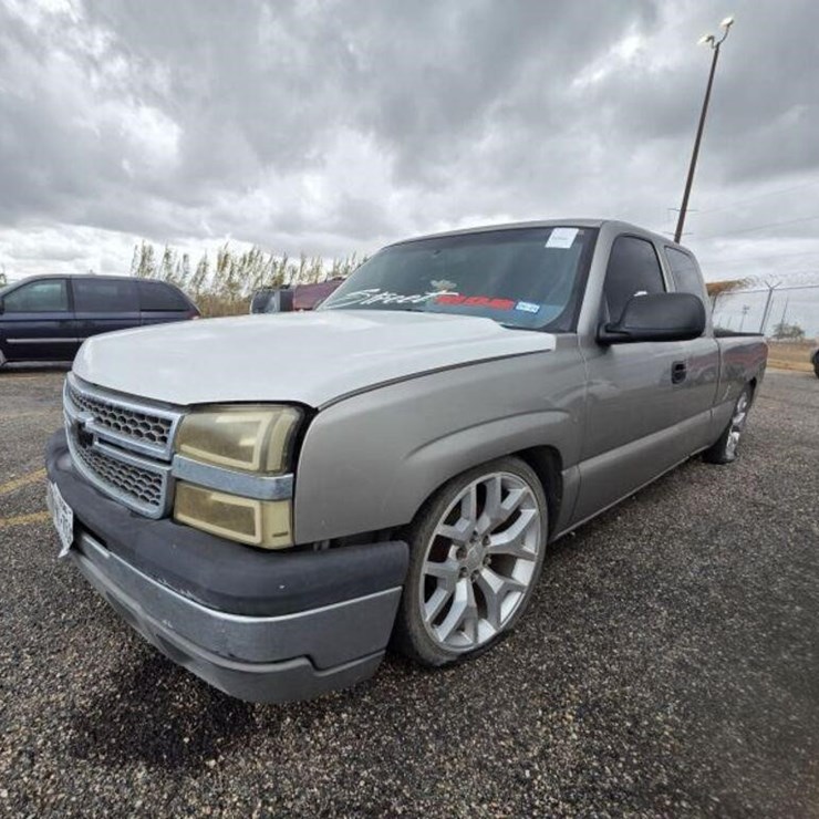 03 CHEV PK 1GCEK19V43E166565
