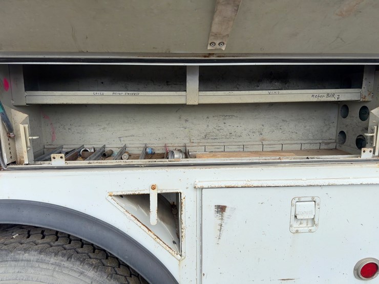 2002-caterpillar-3126-image-22